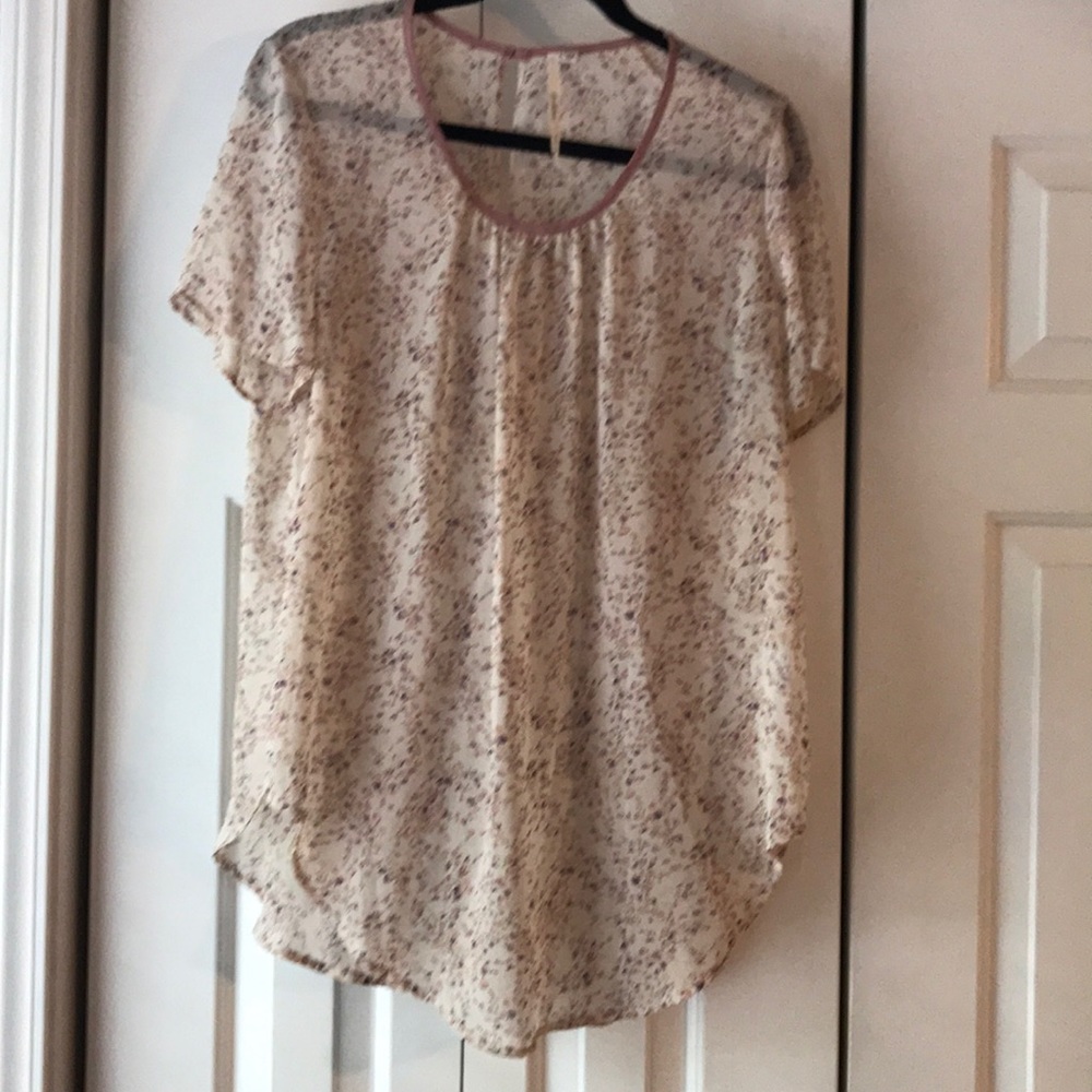 Nordstrom Chiffon floral blouse
